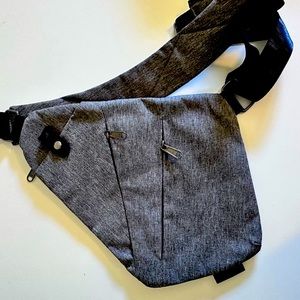 NWOT Travel Slingbag - gray